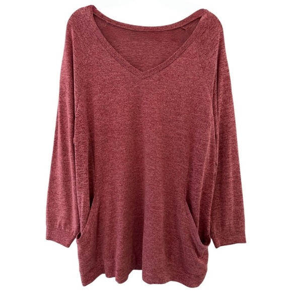 Women’s Plus Size Light Red V-Neck Sweater with Pockets - Picture 1 of 8